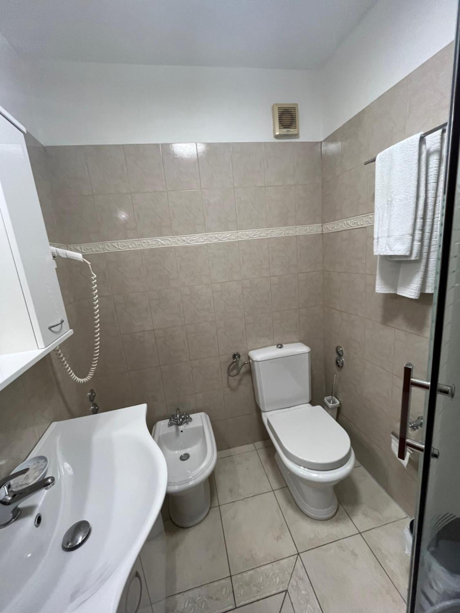 Rooms Base Split Zewnętrze zdjęcie